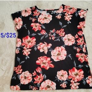 5 /$25  Antthony Black Top with Red Floral Design